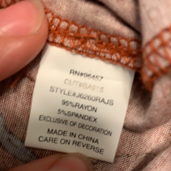 LUQ bell sleeve rust colored top - Picture 9 of 9